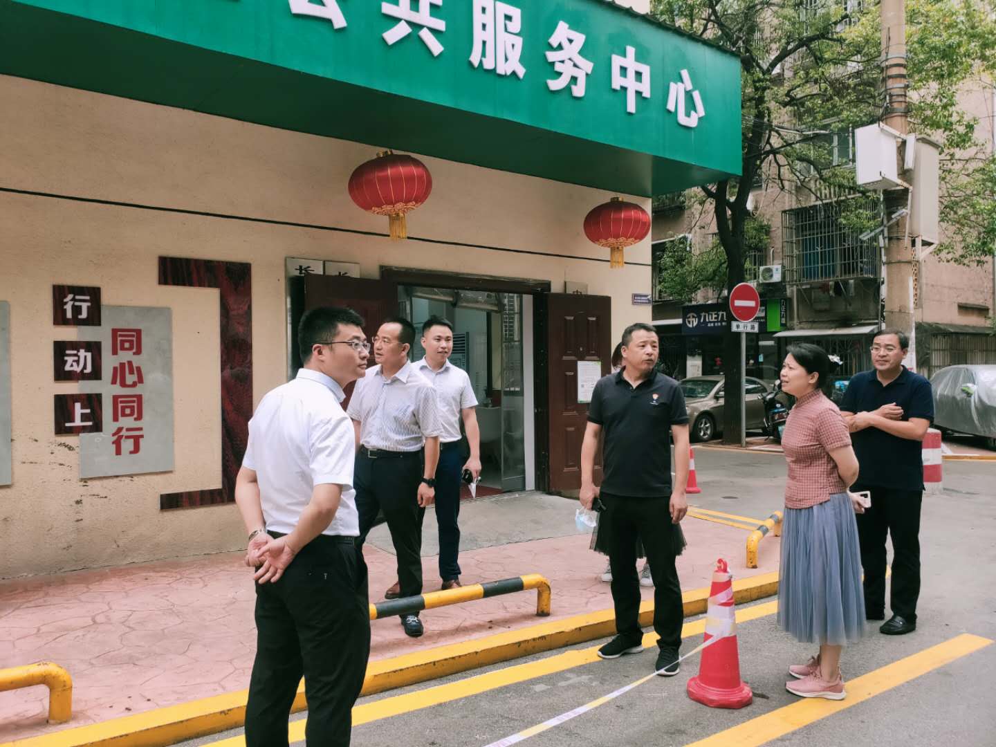 雨花街道交通优化提升居民出行体验新闻报道